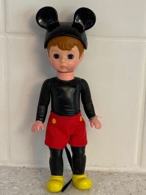 McDonald’s Madame Alexander micky mouse Walt Disney